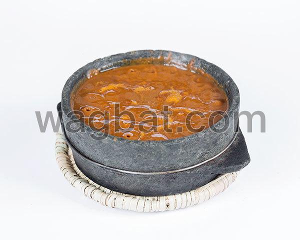 فول مع البيض